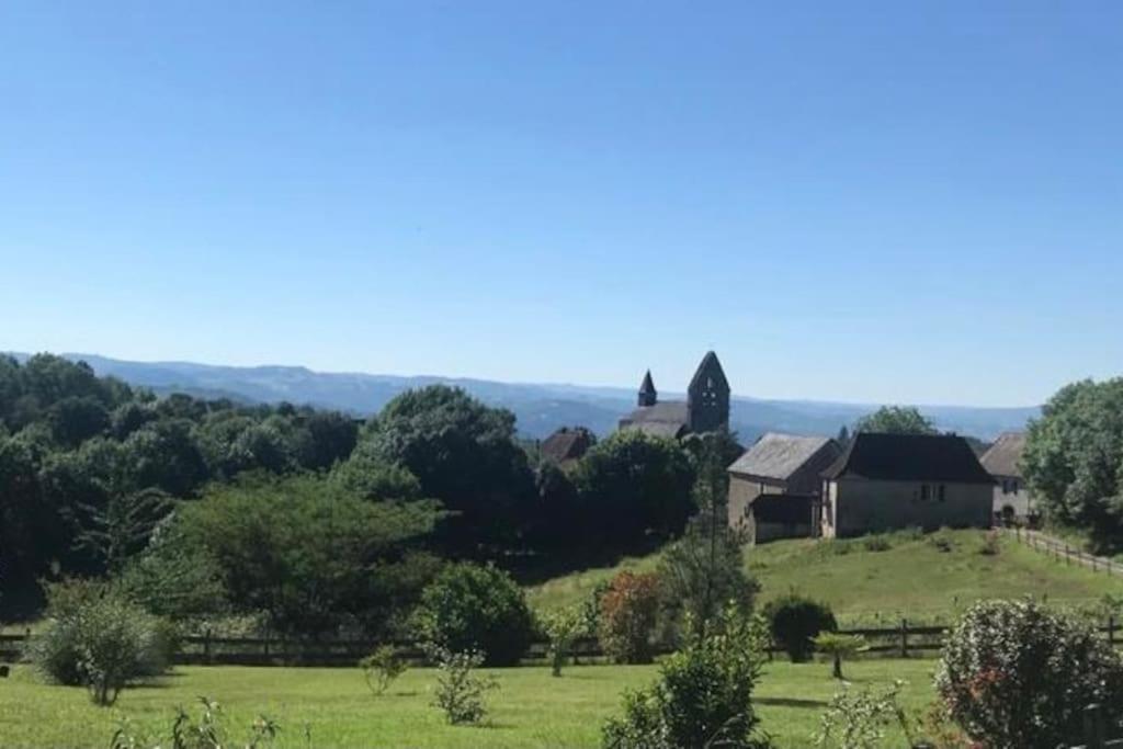 Villa La Baronne-Hauteurs De Beaulieu-Sur-Dordogne Exteriör bild